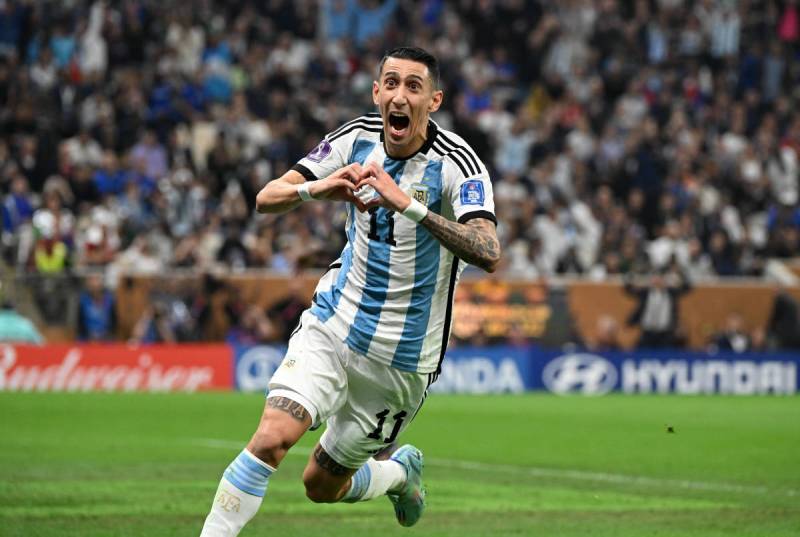 Sự Nghiệp Đội Tuyển – Người Hùng Của Argentina